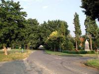 Friedhofstrasse am Kriegerdenkmal